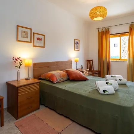 Bmyguest Vilamoura Terrace & Pool Apartment Quarteira
